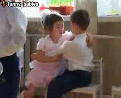 Самый позитивный поцелуй