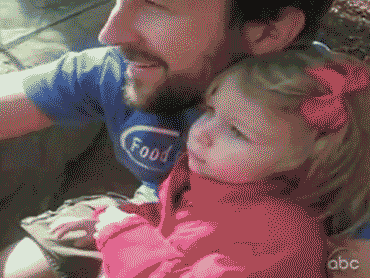 Эта мартышка сумеет поднять настроение всем